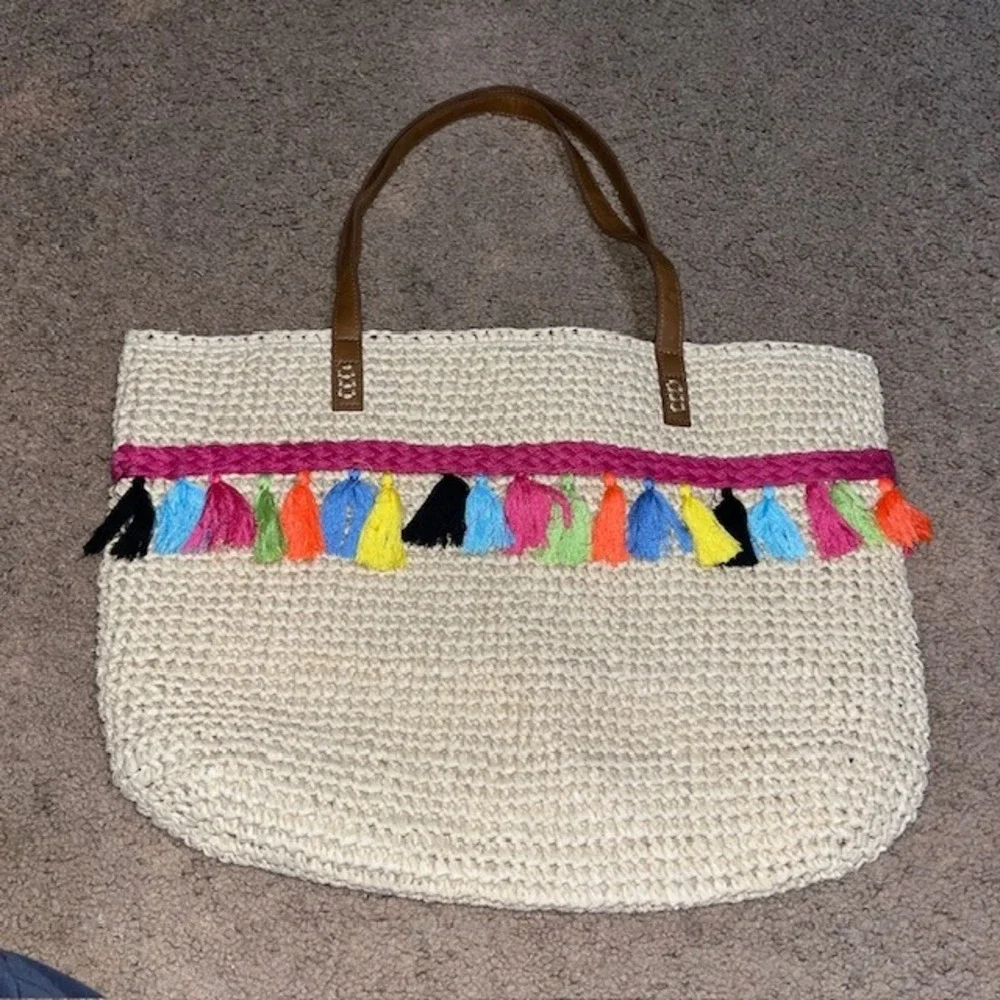 INC‎ International Concepts Arriana Beach Please Tote Tassel Straw Tan Large